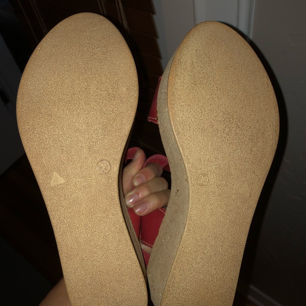 Sbicca Red Sandals - Picture 3 of 3